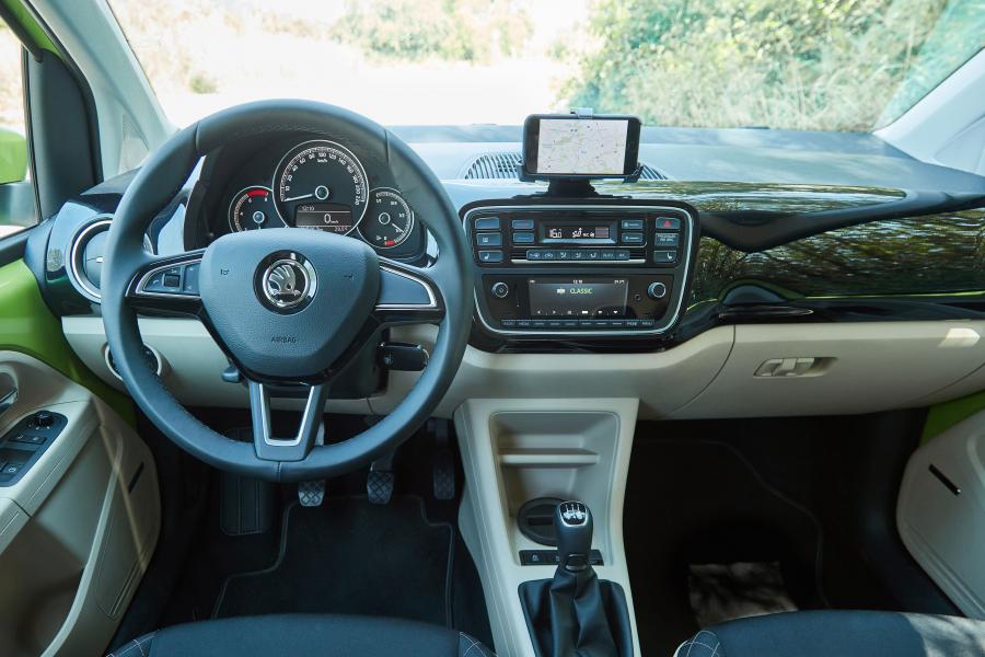 Торпедо Skoda Citigo 5-Door 2017 года  (WW) (фото 8 из 45)